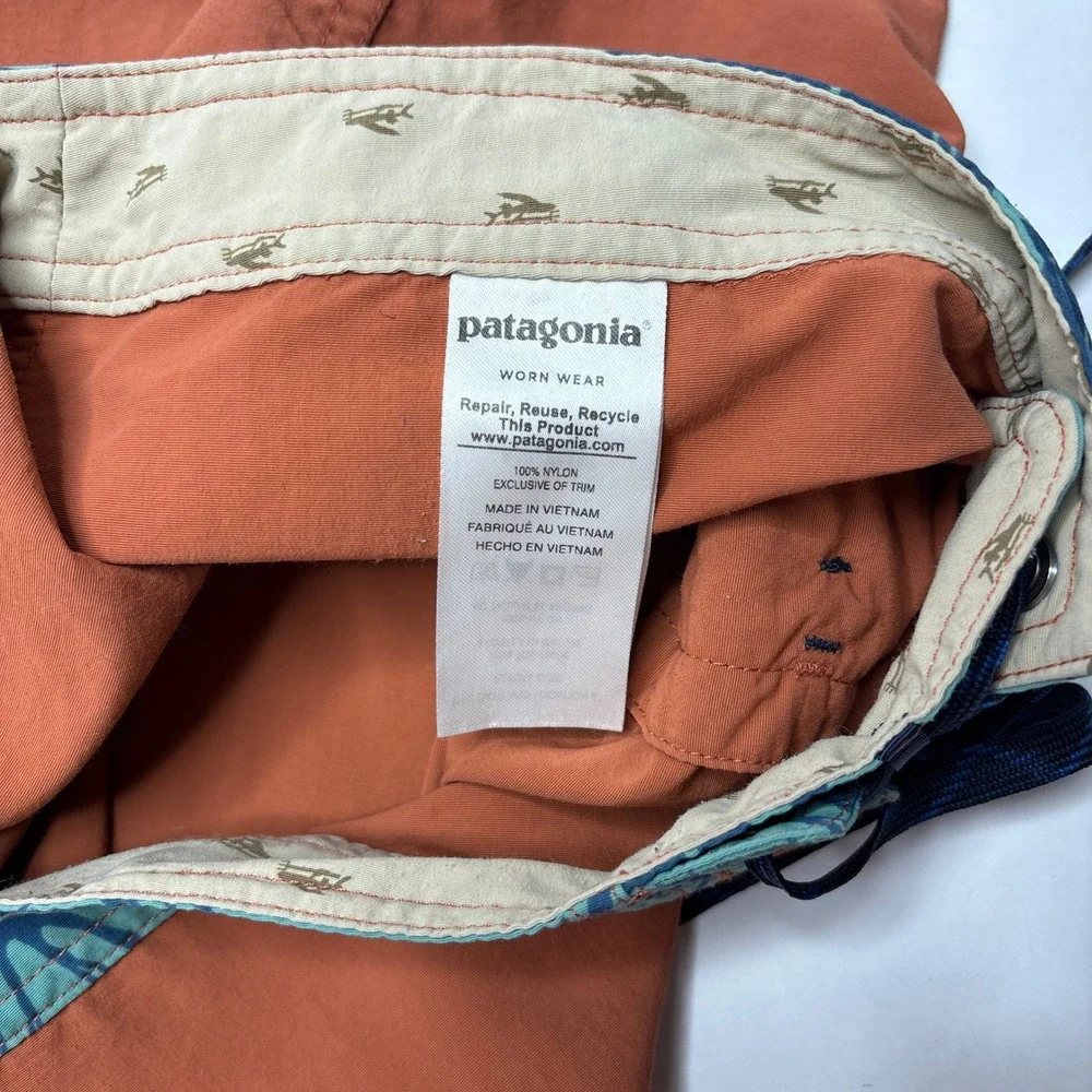 Patagonia Orange Boardshorts M's Patch‎ Pocket Wavefarer Mens 38 Swim Shorts